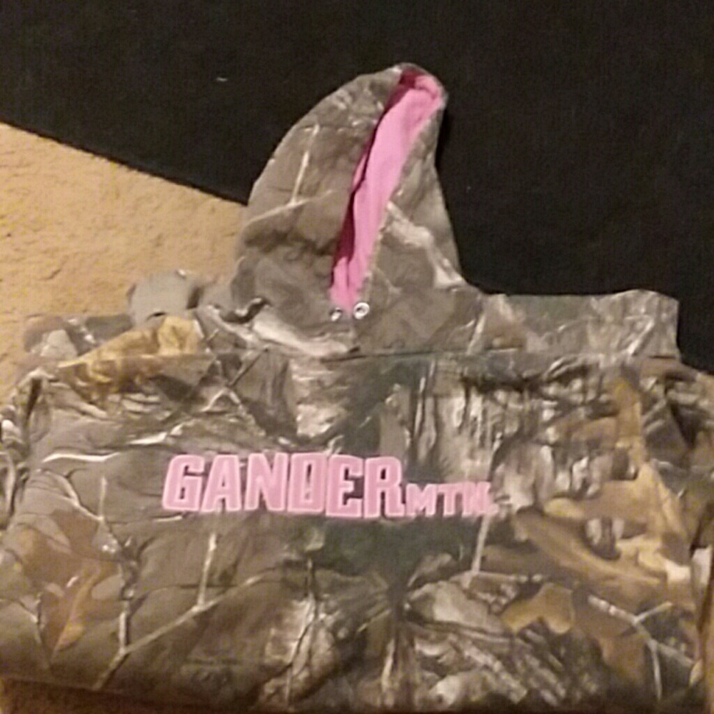 Camo sweatshirt